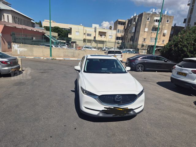 מודעת רכב מאזדה CX-5