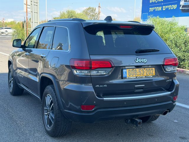 מודעת רכב ג'יפ גרנד צ'ירוקי