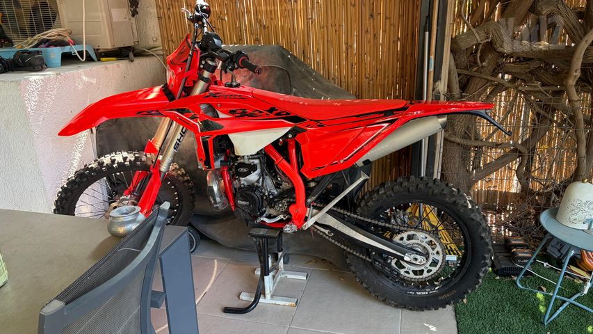 מודעת רכב בטא RR250