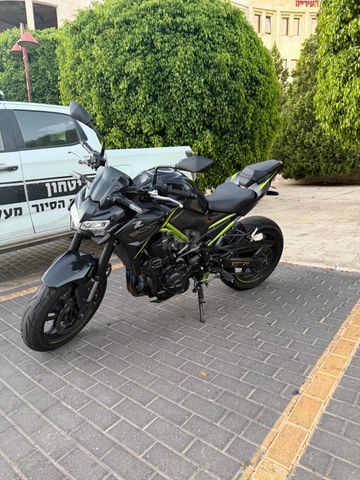 מודעת רכב קאוואסאקי Z900