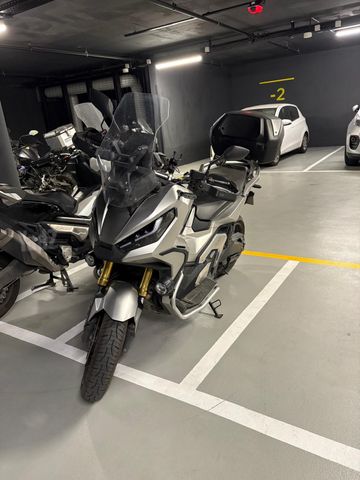 מודעת רכב הונדה X-ADV750