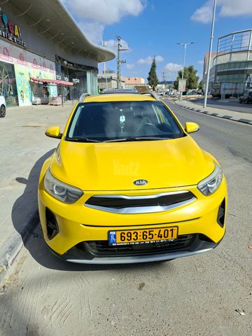 מודעת רכב קיה סטוניק