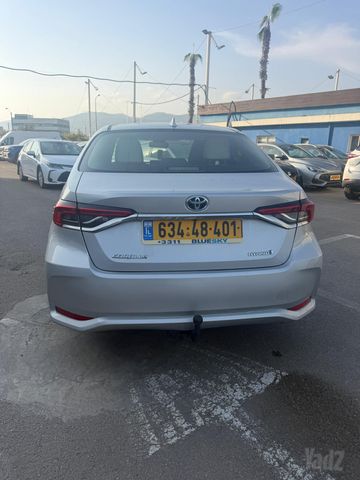 מודעת רכב טויוטה קורולה 2