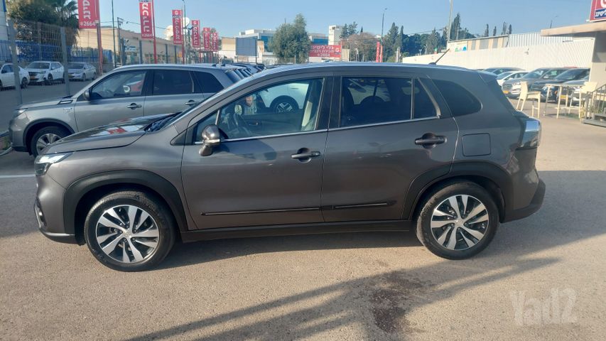 מודעת רכב סוזוקי S-Cross 2