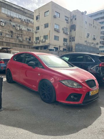 מודעת רכב סיאט לאון