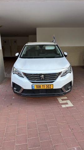מודעת רכב פיג'ו 5008
