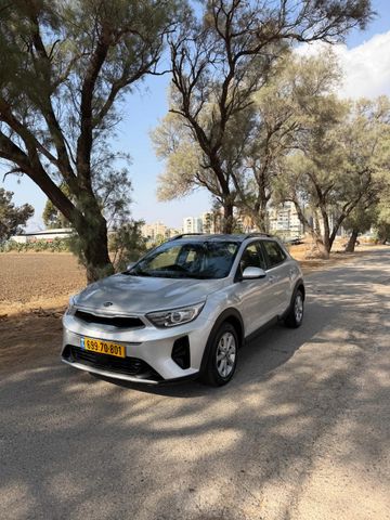 מודעת רכב קיה סטוניק