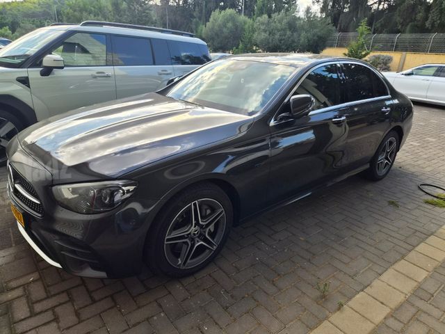 מודעת רכב מרצדס-בנץ E-class
