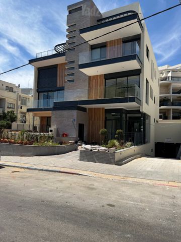 דירת גן למכירה בתל אביב יפו