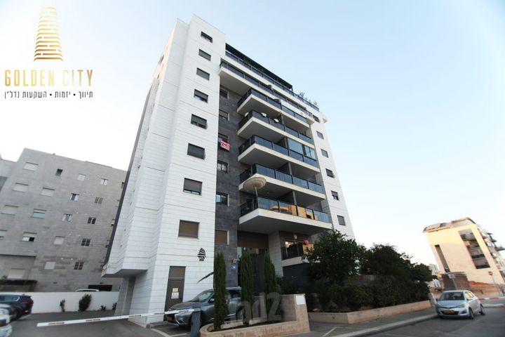בר גיורא 19