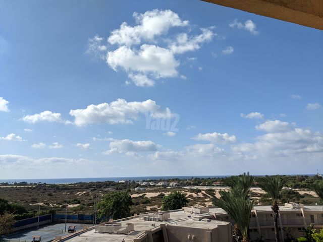 נאות גולף 1