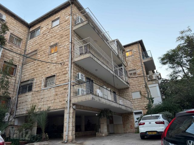 דירה למכירה בירושלים (תיווך) — 2