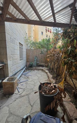 דירת גן למכירה בירושלים (תיווך)