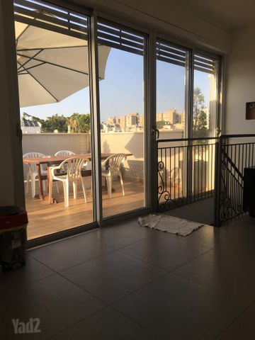 דופלקס להשכרה בתל אביב יפו (תיווך) — 4