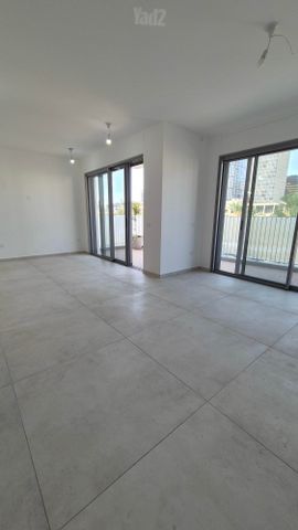 דירה להשכרה בתל אביב יפו (תיווך) — 4
