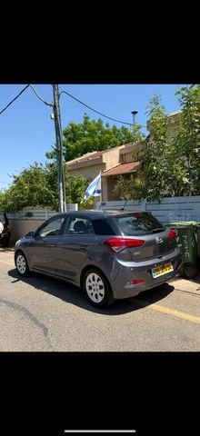 מודעת רכב יונדאי i20