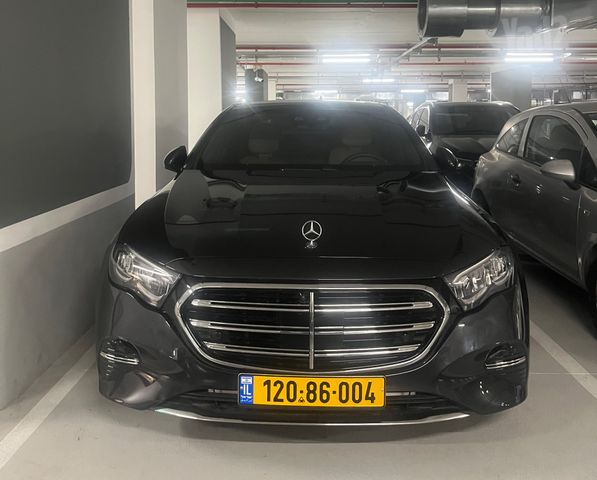 מודעת רכב מרצדס-בנץ E-class