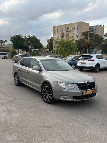 מודעת רכב סקודה סופרב