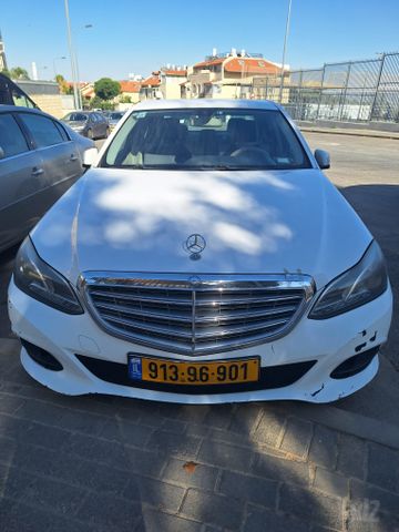 מודעת רכב מרצדס-בנץ E-class