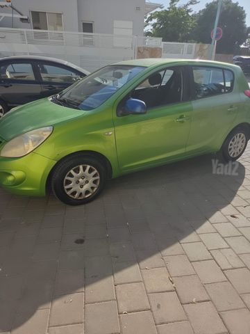 מודעת רכב יונדאי i20