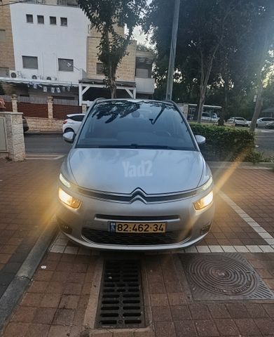מודעת רכב סיטרואן C4 פיקאסו