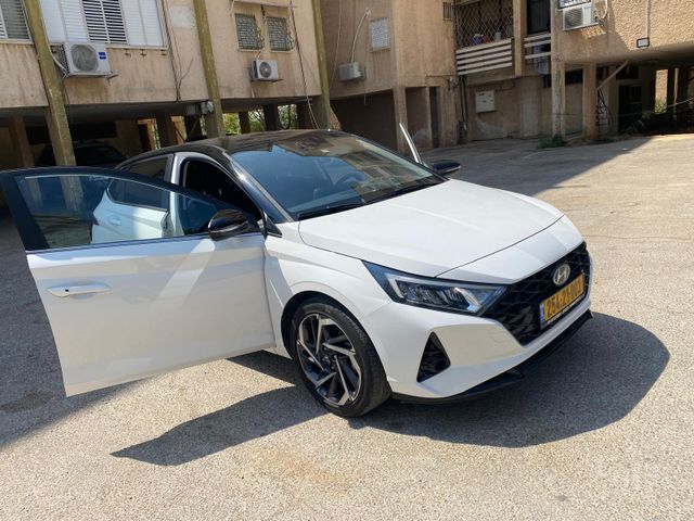 מודעת רכב יונדאי i20