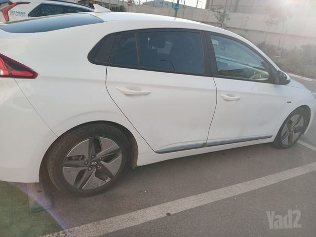 מודעת רכב יונדאי איוניק