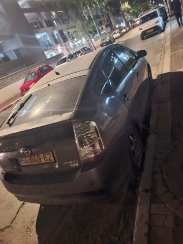 מודעת רכב טויוטה פריוס