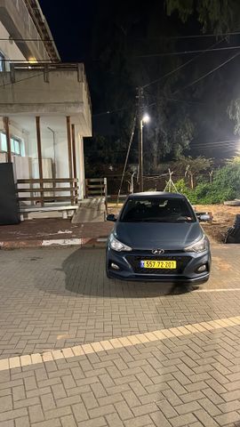 מודעת רכב יונדאי i20