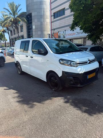 מודעת רכב סיטרואן ג'אמפי