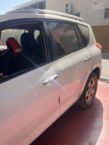 מודעת רכב טויוטה RAV4