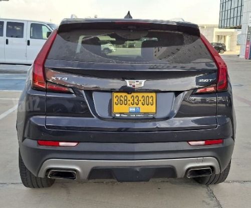 מודעת רכב קאדילק XT4