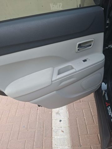מודעת רכב מיצובישי ASX