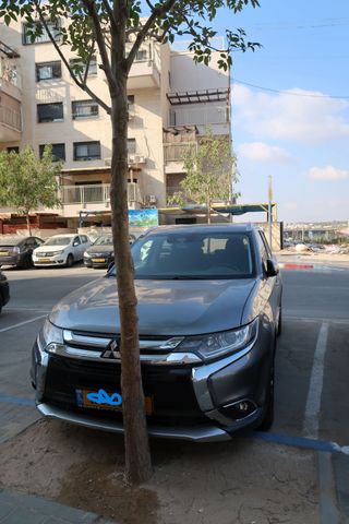 מודעת רכב מיצובישי אאוטלנדר
