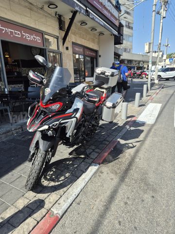 מודעת רכב בנלי TRK702X