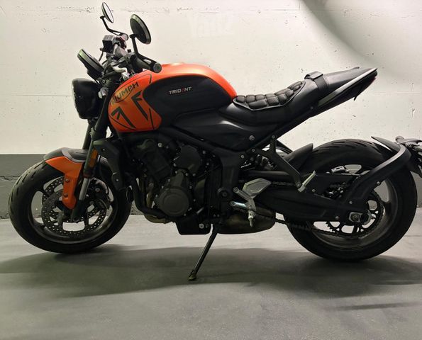 מודעת רכב טריומף Trident 660