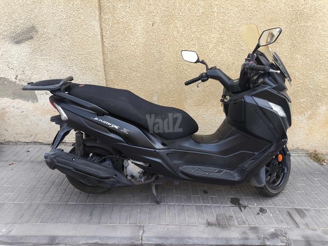 מודעת רכב סאן יאנג ג'וי-מקס Z-250