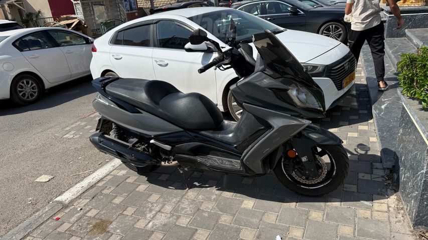 מודעת רכב קימקו Downtown 350i TCS