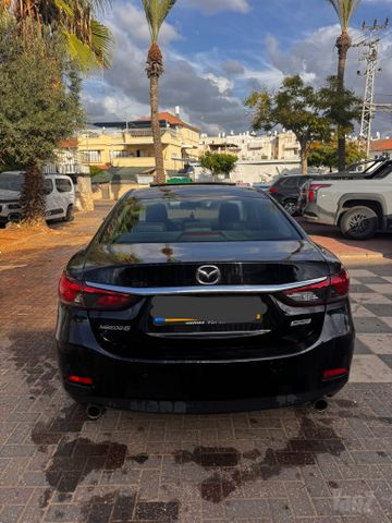 מודעת רכב מאזדה 6