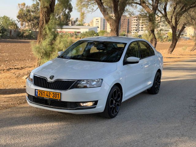 מודעת רכב סקודה ראפיד