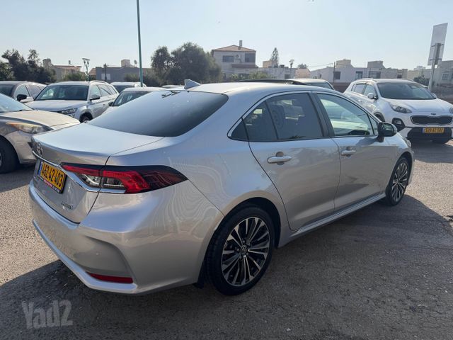 מודעת רכב טויוטה קורולה 2