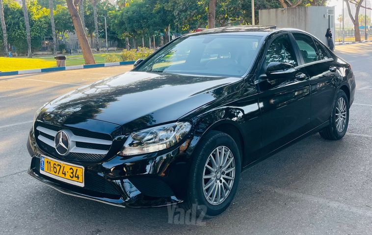 מודעת רכב מרצדס-בנץ C-class