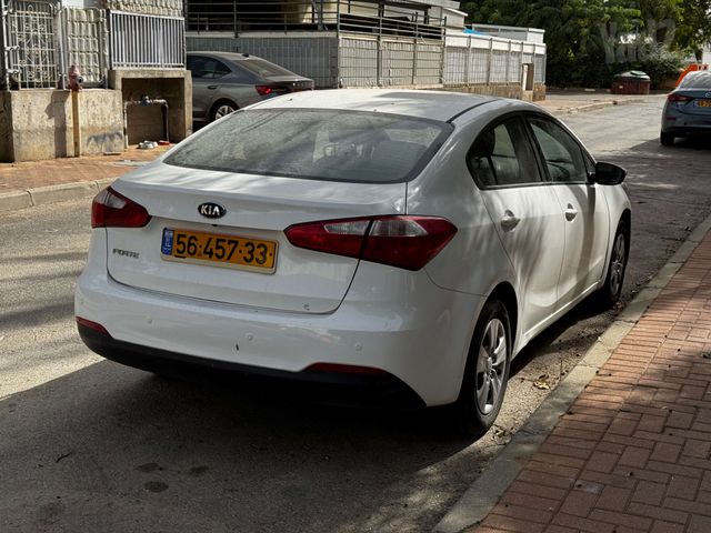 מודעת רכב קיה פורטה 2