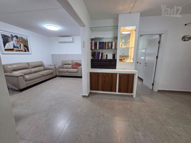 ירושלים הבירה 45