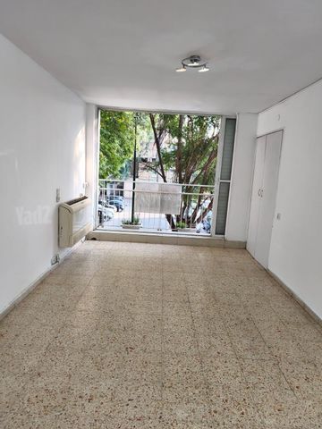 שרה אהרונסון 54