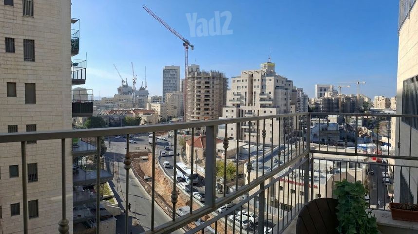דירה, רוממה, ירושלים