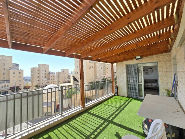דירה למכירה בירושלים (תיווך) — 3