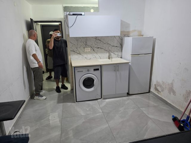 ח.מ. שפירא 4