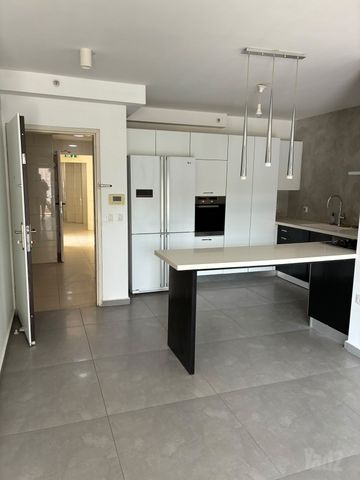 דירה להשכרה בירושלים (תיווך) — 2