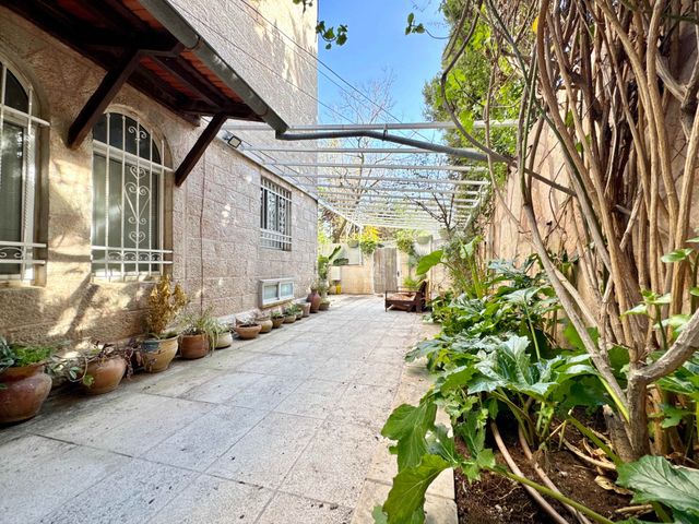 דירת גן להשכרה בירושלים (תיווך) — 2